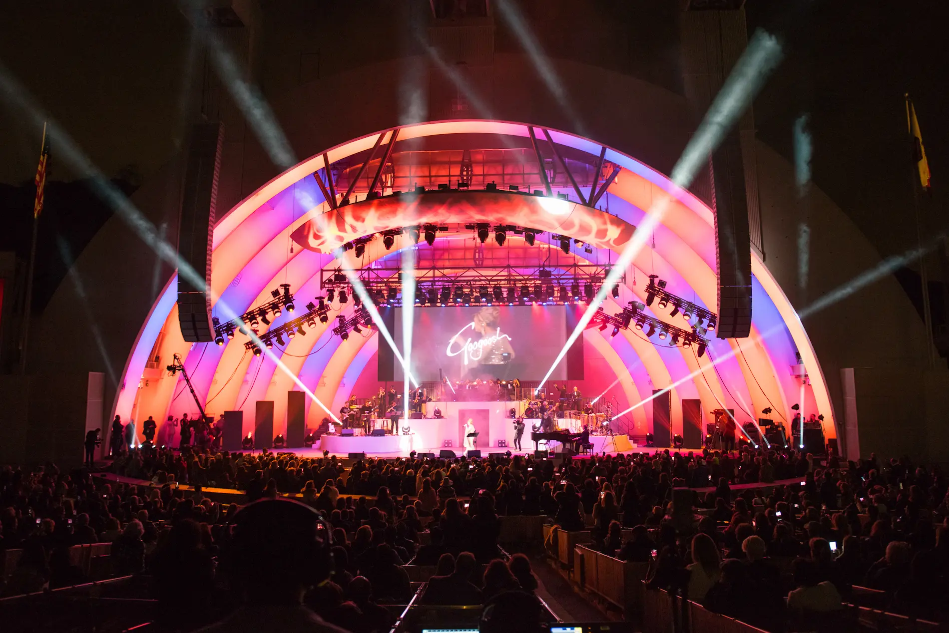 Large outdoor LED walls for concerts and festivals